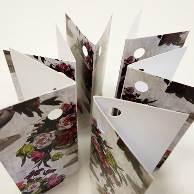 papírové jmenovky na dárek květy (6 ks)
